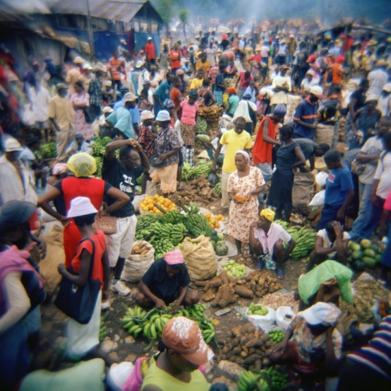 fotokonbit-haitian-market-570x570.jpg