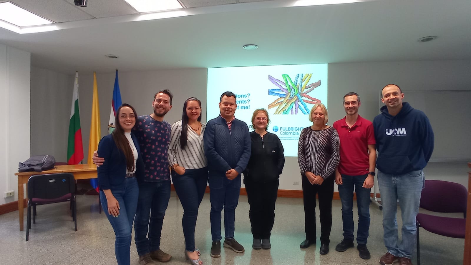 H. Landorf (third from right) at a faculty workshop at Universidad Católica de Manizalez