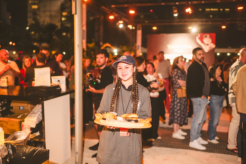 An FIU Hospitality student getting hands-on learning experience.