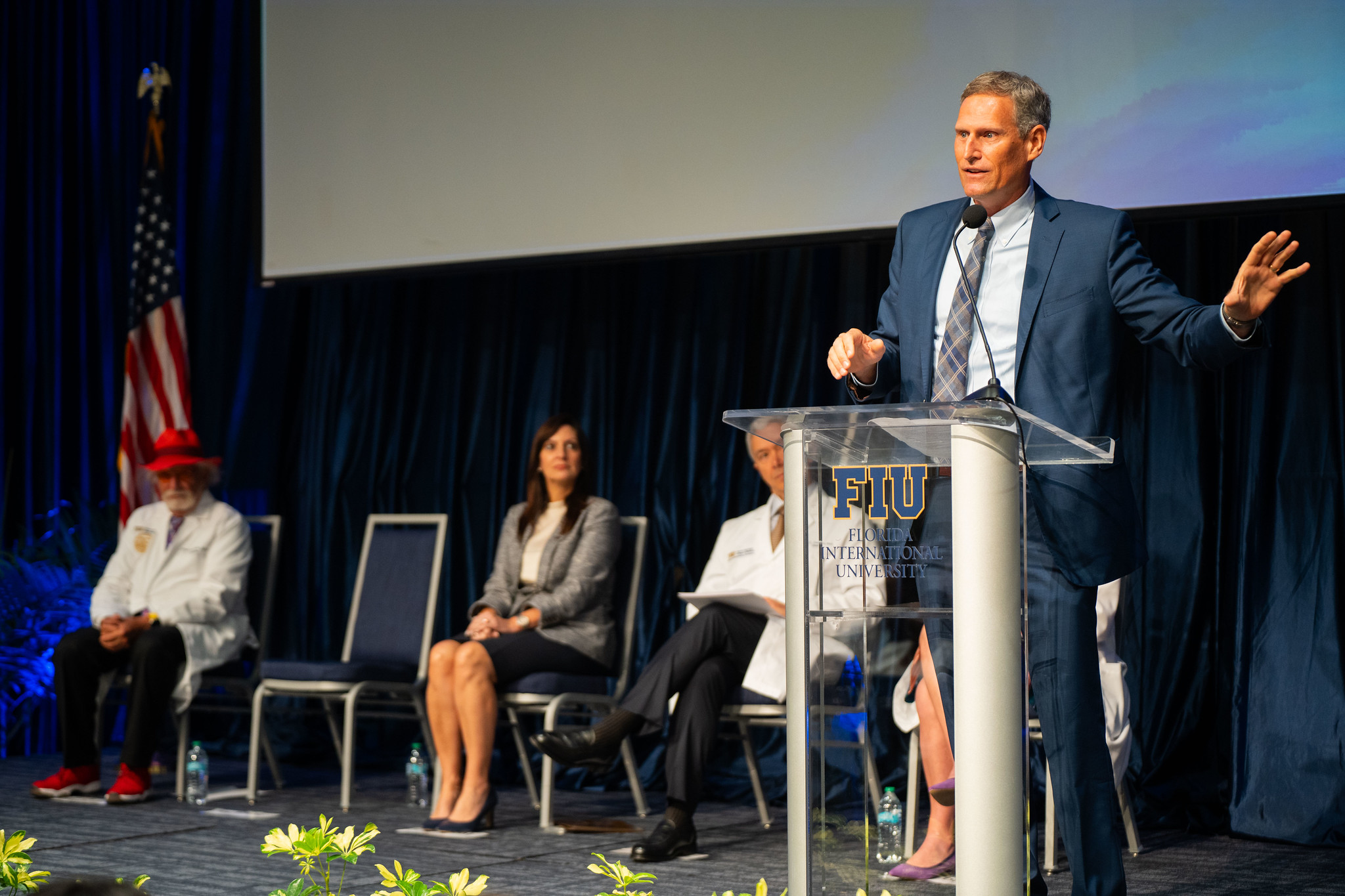 Keynote speaker Dr. Geoffrey Young delivers an inspiring message on humanism and the future of medicine.