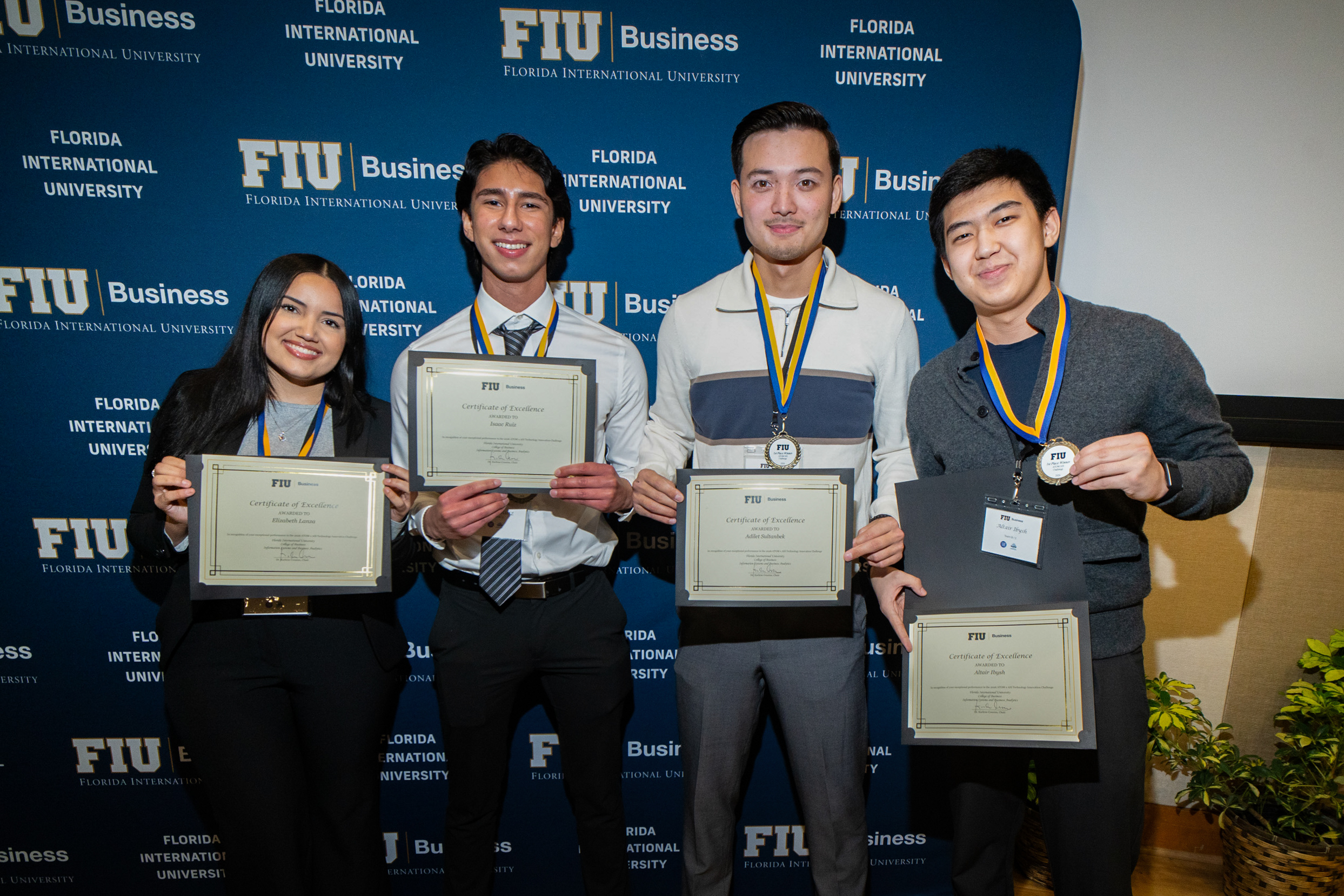 (L to R) Elizabeth Lanza, Isaac Ruiz, Adilet Sultanbek and Altair Ibysh of Mentra AI