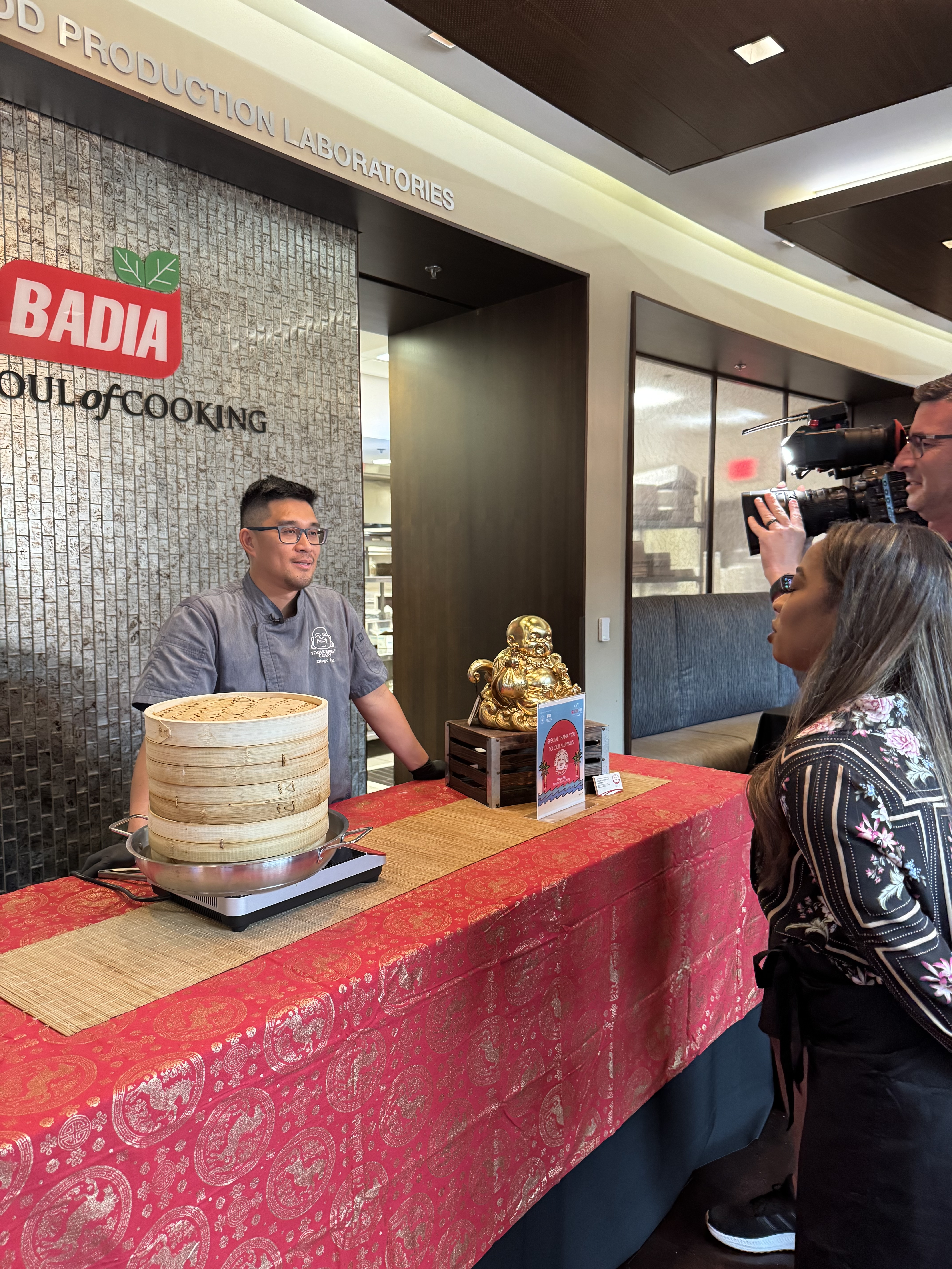 FIU alumnus Diego Ng '08 shares his SOBEWFF(R) story with Local 10 News.