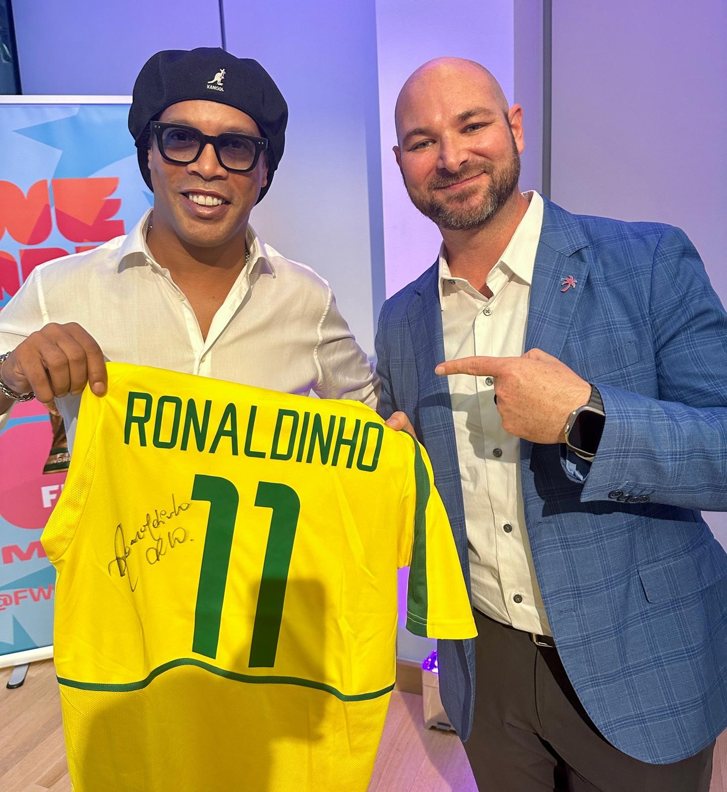 Mathew Ratner with Ronaldinho