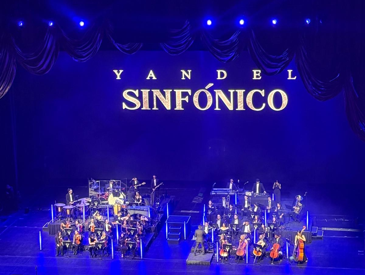 student and faculty at Radio City Music Hall